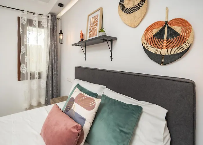 Neroessa - Naxos With Private Jacuzzi Naxos City